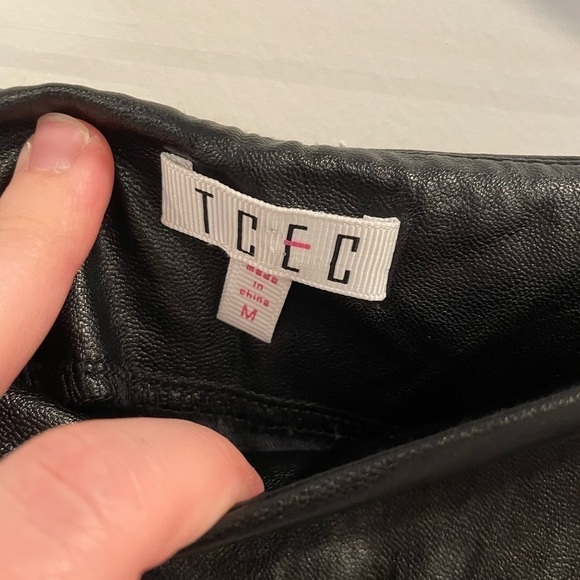TCEC Leather Ruffle Skirt - Picture 5 of 5